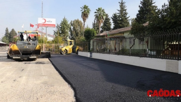 Yüreğir Belediyesi asfalt çalışmalarını sürdürüyor