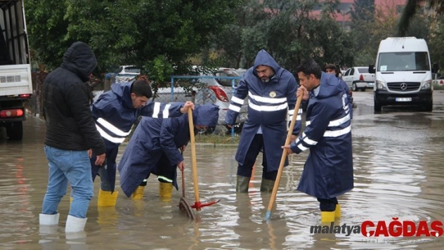 Yüreğir Belediyesi kriz masası kurdu