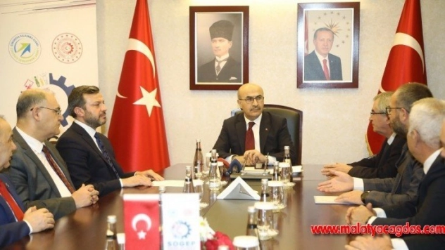 Yüreğir Sosyal Girişimcilik Merkezi için imzalar atıldı