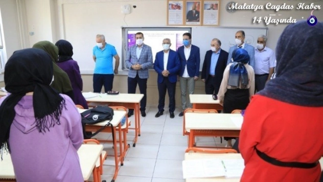 Öğrencilere moral ziyareti