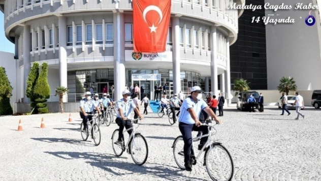Zabıta ekipleri bisikletli denetim yaptı