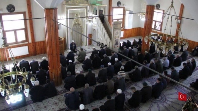 Zara Belediyesi İdlib Şehitleri için mevlit okuttu