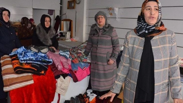 Zenginle fakir arasında köprü oluşturuyorlar