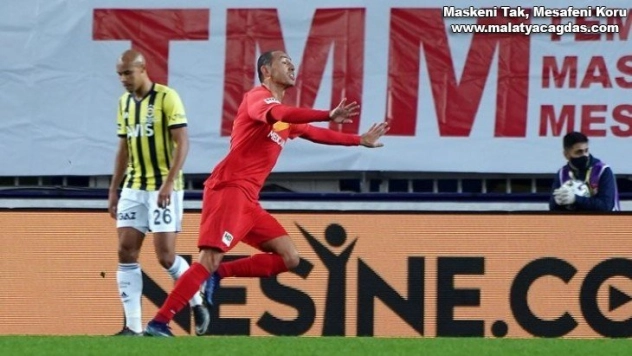 Zorlu Karşılaşmayı Yeni MalatyasporKazandı 3-0