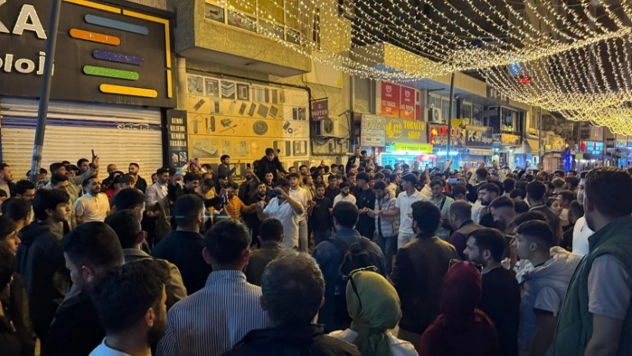 Vanspor FK'dan Kritik Galibiyet! Taraftarlar Zaferi Kutladı