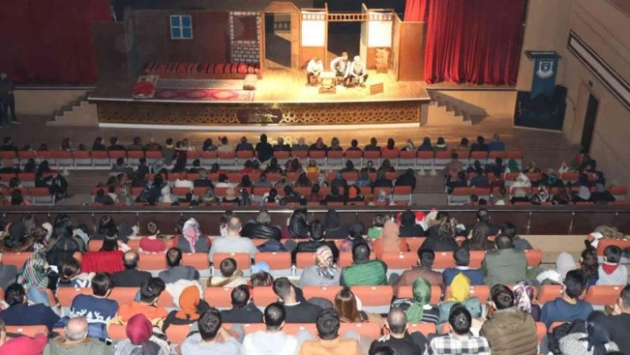 'Bir zamanlar Urfa' tiyatro oyununa yoğun ilgi