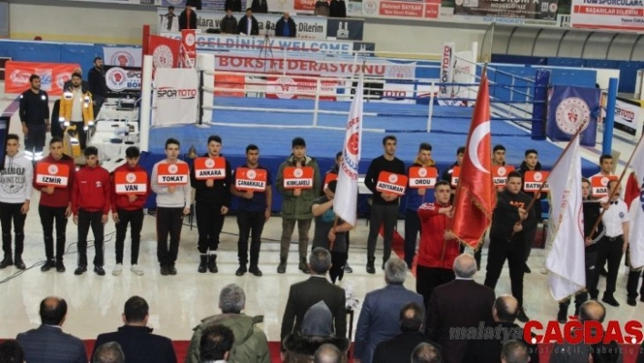 'Liseler Arası Türkiye Boks Şampiyonası' Erzurum'da başladı