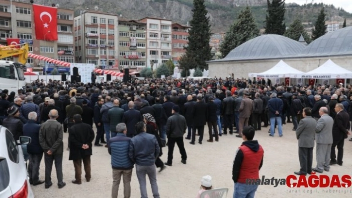 'Yeşil Kent Meydanı'nın temeli atıldı