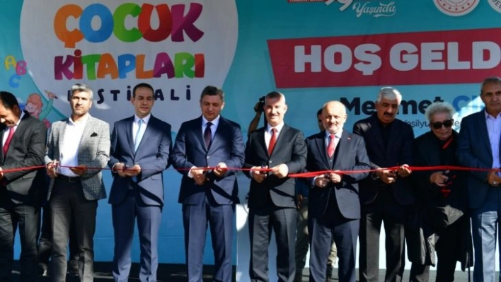 Yeşilyurt çocuk kitapları festivali başladı