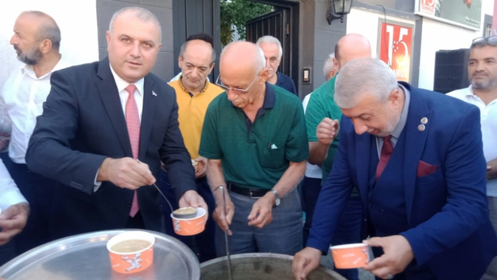 15 Temmuz Milli İrade Ocaklarından Aşure İkramı