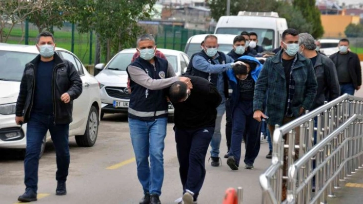 150 bin liralık otomobil için öldürüp gömdüler