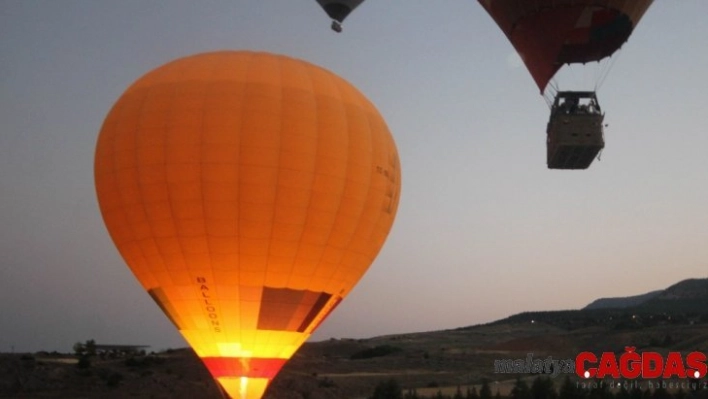 2019'da Pamukkale'nin üstünde yarım milyonun üzerinde kişi uçtu