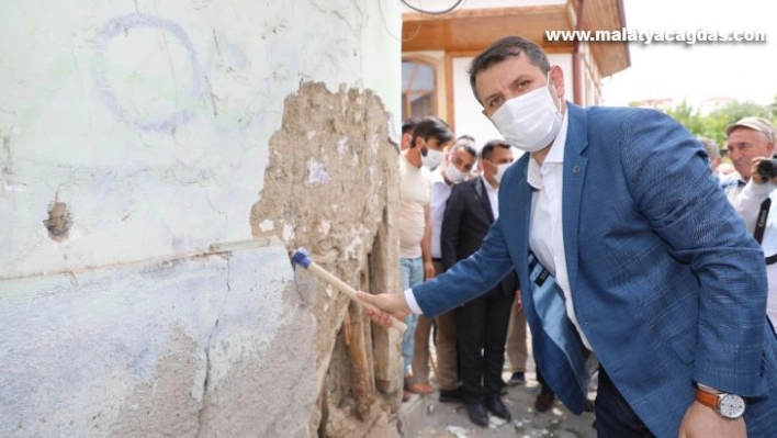 21'inci yüzyıldan tarihe uzanan bir köprü