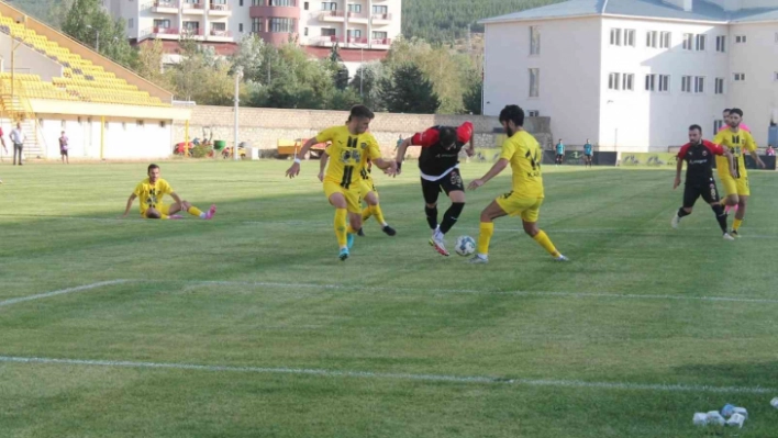 24Erzincanspor Bayburt'tan 3 puanla döndü