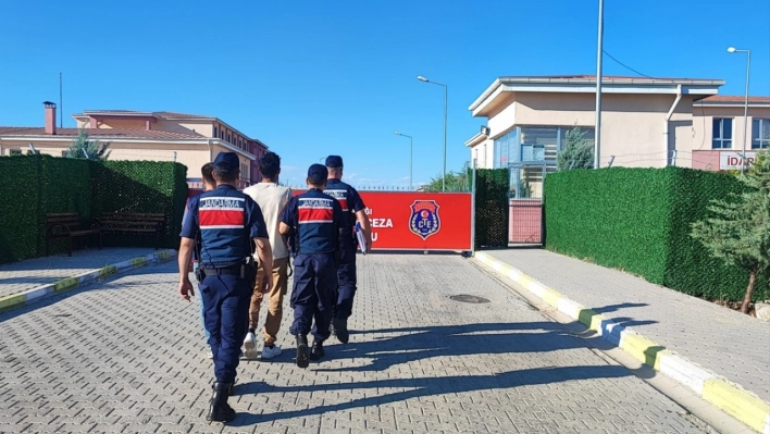 25 yıl cinayet hükümlüsü yakalandı