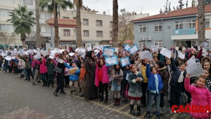 52 bin Türk ve Suriyeli öğrenci karne aldı