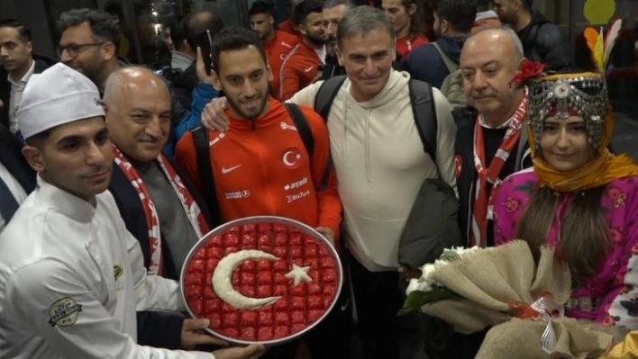 A Milli Takım kafilesi Gaziantep'te