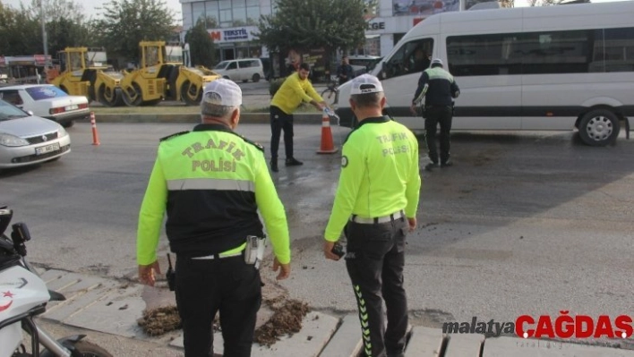 Adana'da araçların çarptığı yaya öldü