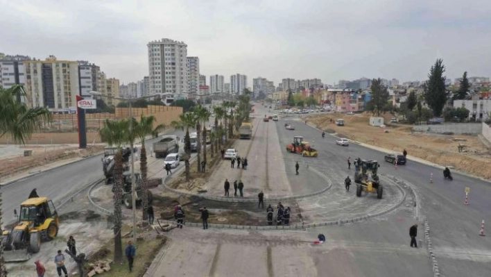 Adana'da trafiğin sıkıştığı 26 noktada çalışma