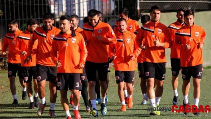 Adanaspor kupa hazırlıklarını tamamladı