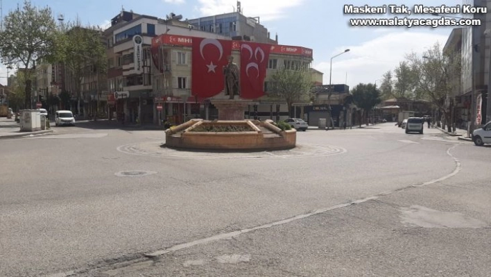 Adıyaman'da sokaklar boş kaldı