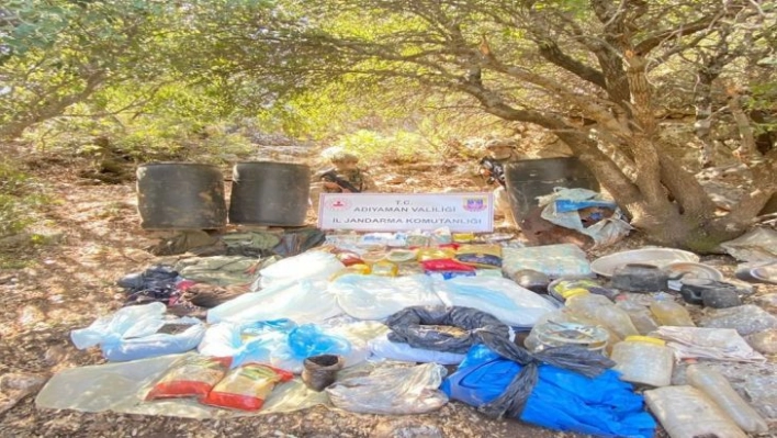 Adıyaman'da teröristlere ait yaşam malzemeleri ele geçirildi