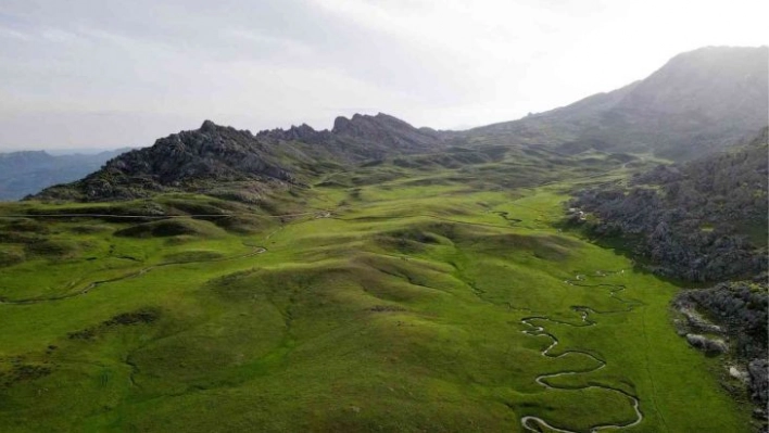 Adıyaman'ın saklı güzelliklerinden Abacığ menderesleri güzelliğiyle mest ediyor