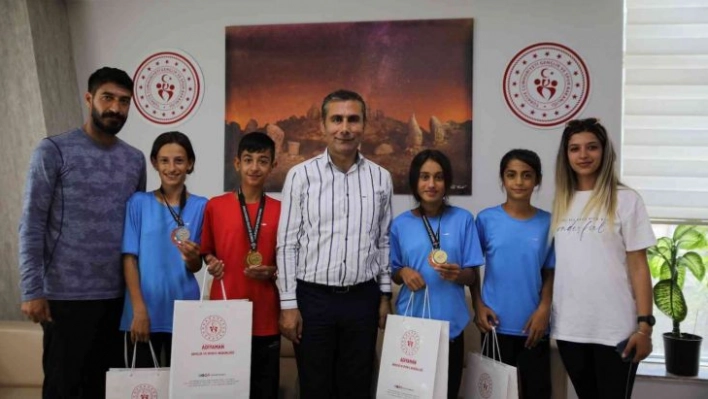 Adıyamanlı sporcular U14 Atletizm Türkiye Şampiyonasından madalya ile döndü