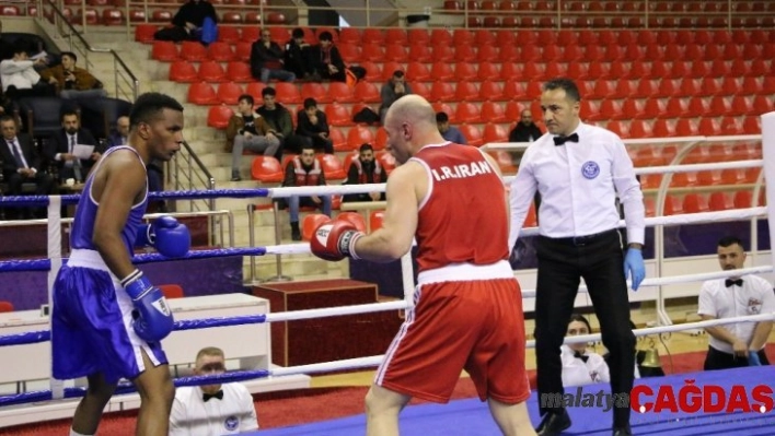 Ahmet Cömert Boks Turnuvası'nda yarı finalistler belli oldu