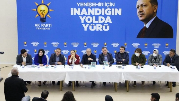 AK Parti Diyarbakır Teşkilatı, Yenişehir'de partililerle bir araya geldi.