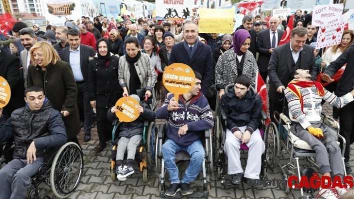 AK Parti İl Başkanı Şenocak: 'Bizim iktidarımız döneminde yaklaşık 25 kat daha fazla sosyal yardım desteğimiz olmuştur'