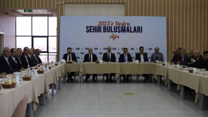 AK Parti'li İleri: 'Muhalefet inşa etmekten ziyade yıkmaya ve yıldırmaya odaklanmış'