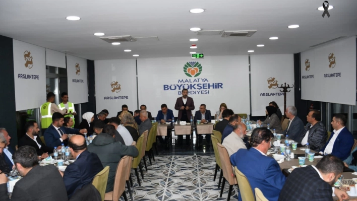 AK Parti Teşkilatı iftar programında bir araya geldi