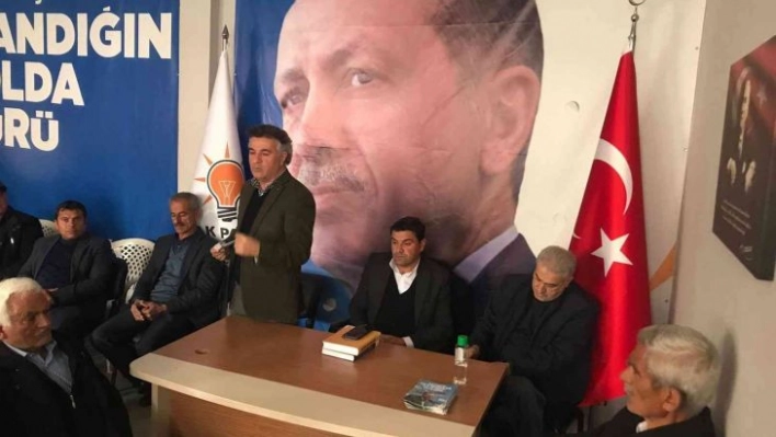 AK Parti Tut İlçe Başkanlığında istişare toplantısı