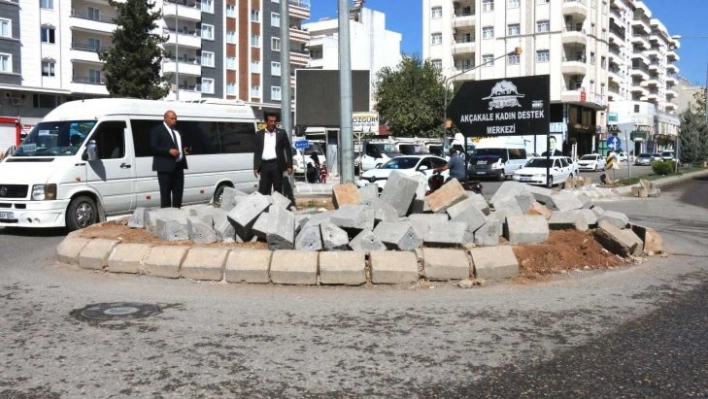 Akçakale Prestij Caddesinde Çalışmalar Sürüyor