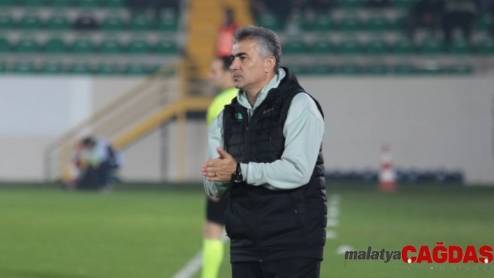 Akhisarspor'da Altıparmak dönemi sona erdi