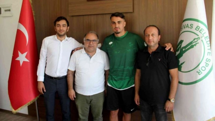 Alperen Erdinç, Sivas Belediyespor'a transfer oldu