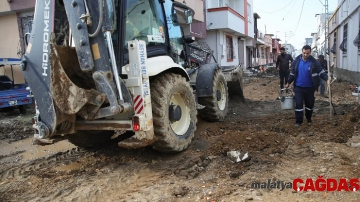 Altyapı tamamlanıyor stabilize yol yapılıyor