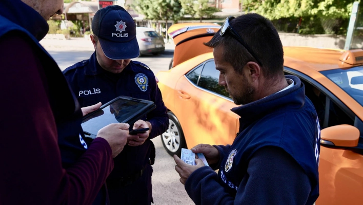 Ankara'da aranma kaydı bulunan 756 kişi yakalandı