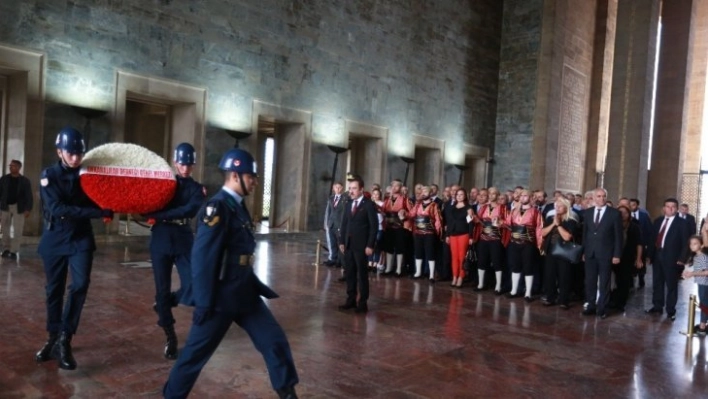 Ankaralılar Anıtkabir i ziyaret etti