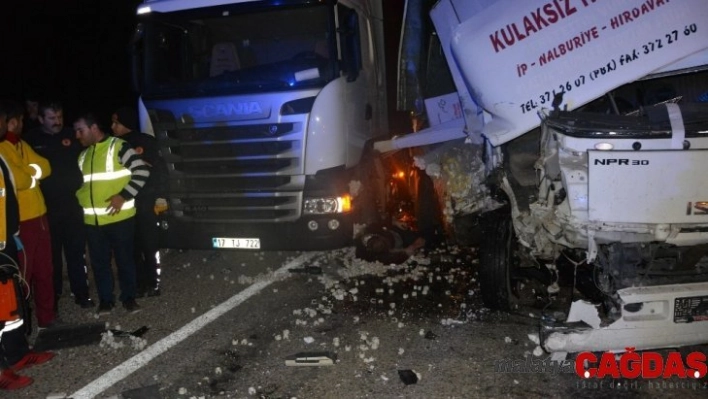 Antalya'da feci kaza: 1 ölü, 1 yaralı