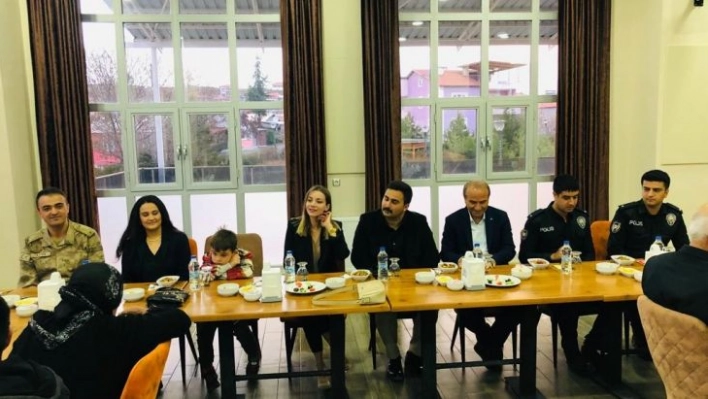 Arguvan'da şehit ve gazi aileleri iftarda buluştu