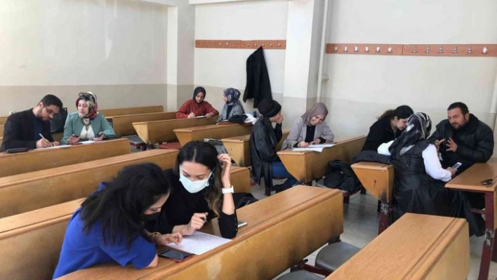 Atatürk Üniversitesi, Fen Bilgisi öğretmenlerine eğitim veriyor