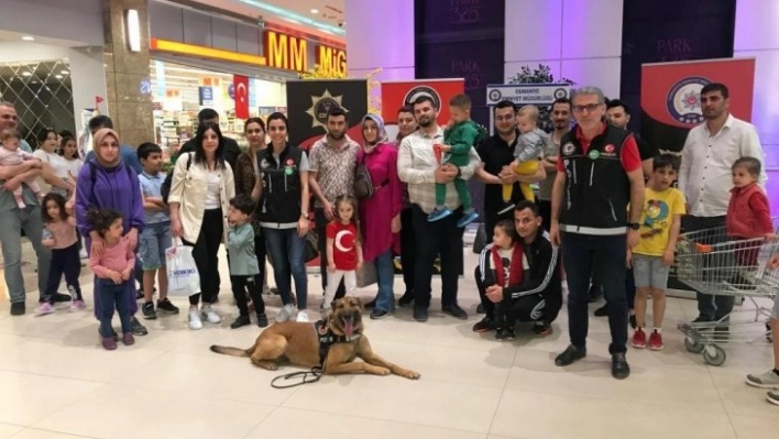 AVM'de narkotik köpeğiyle uyuşturucuyla mücadele