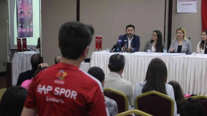 Avrupa ve Dünya Şampiyonu sporcular Şanlıurfalı gençlerle buluştu