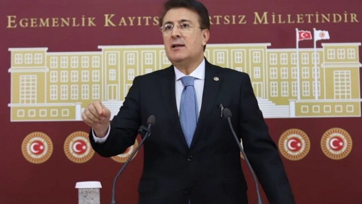 Aydemir: 'Muhalefet karalar bağlıyor'