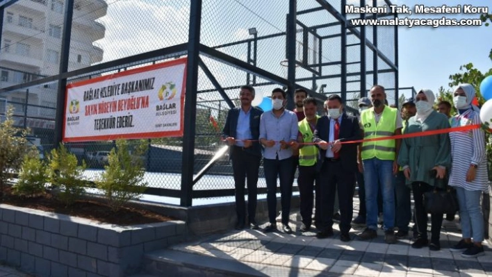 Bağlar İlçe Belediye Başkan Beyoğlu, 2 ayda gençlere spor tesisi yaptırdı