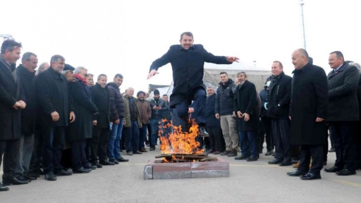 Baharın müjdecisi Nevruz coşkuyla kutlandı