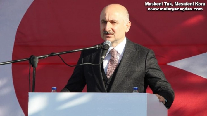 Bakan Karaismailoğlu: 'Kirli güçlerin karşısına dikilen kahraman güvenlik güçlerimiz var'