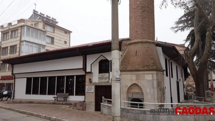 Bakıma alınan tarihi Alaca Camii yeniden ibadete açıldı